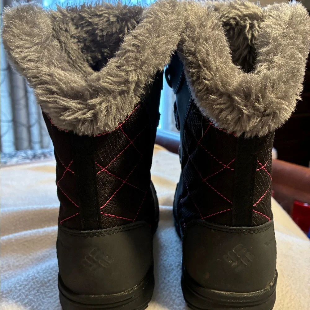 Columbia Kids Sz 3 Unisex Ice Maiden II Waterproof Winter Snow Boots in EUC